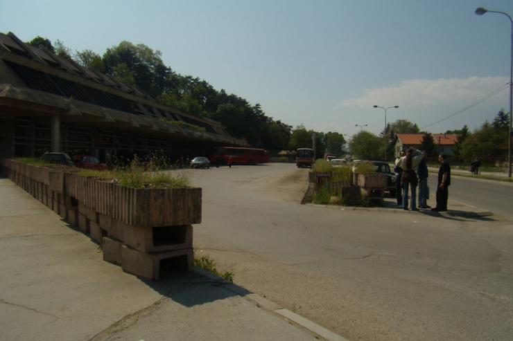 巴士站 Aleksinac