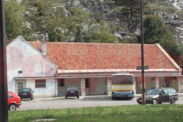 автобусka станица Cetinje